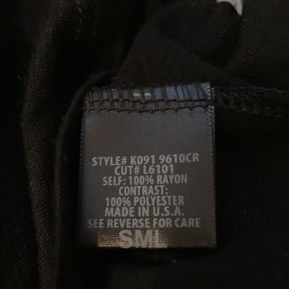 Emma & Sam black Top Small NWT - Picture 7 of 7